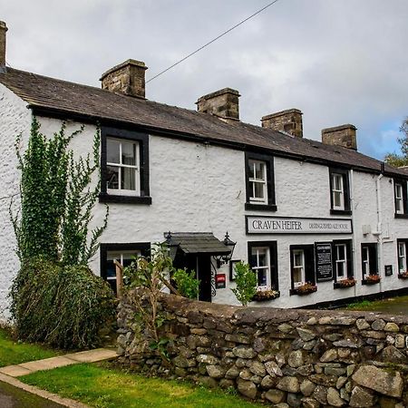 Craven Heifer Ingleton Hotel Ingleton  Exterior photo